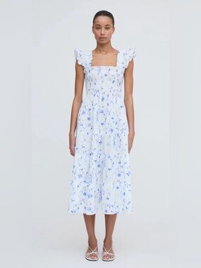 Hill House Home NWT Ellie Nap Dress Blue Botanical Smocked Midi Tiered Size M